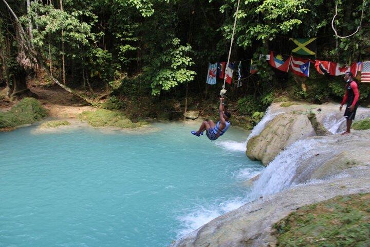 Blue Hole / Secret Falls Private Tour including Entry Fee