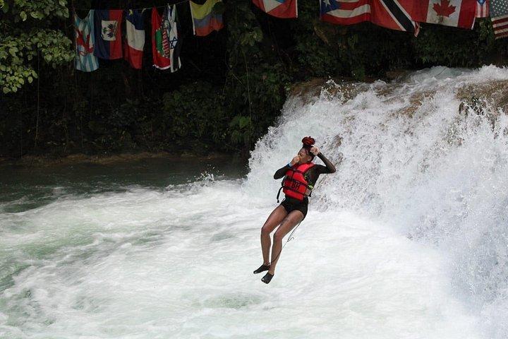 Blue Hole / Secret Falls Private Tour including Entry Fee