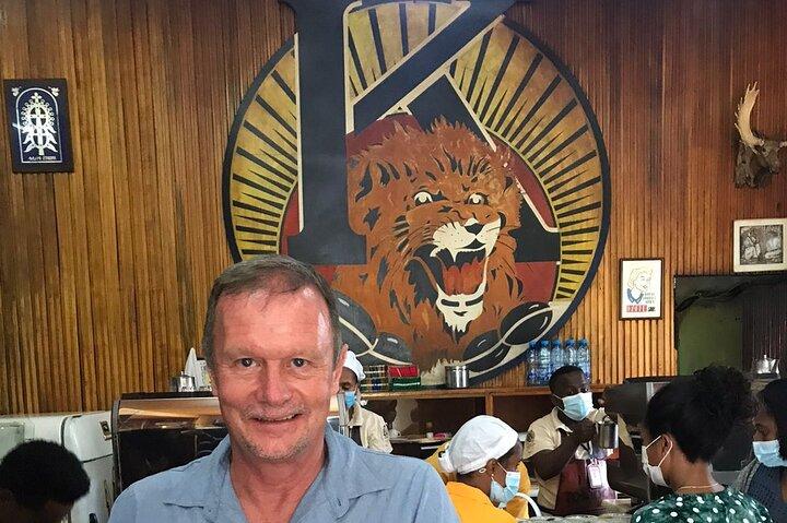 Vintagekaféer, restauranger, sightseeing i Addis Abeba