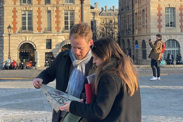 Outdoor Escape Game in Paris : The Stone of Nicolas Flamel