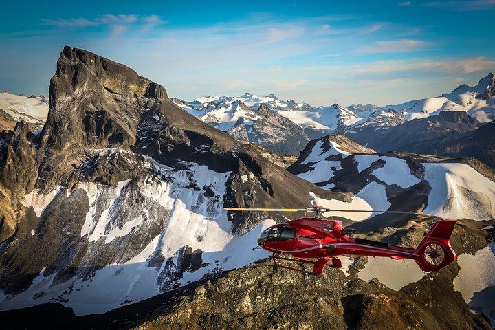 Hubschrauberrundflug über Whistler + Berglandung
