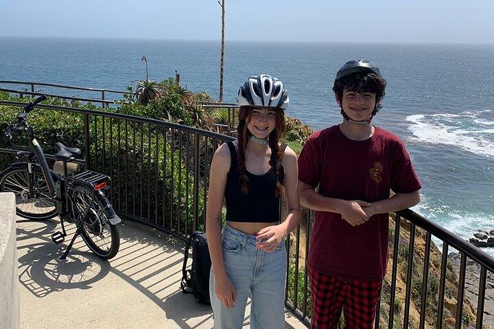 Explore las calles ocultas de Laguna Beach a través de un tour en bicicleta eléctrica
