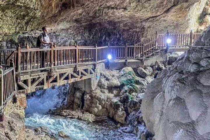 Pamukkale och Kaklik Cave Tour - Släpp av DNZ flygplats