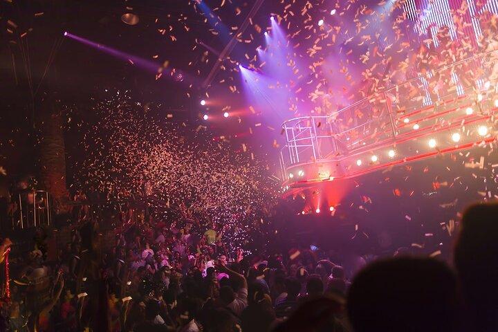 ココ ボンゴ ミュージック アンド ショー チケット