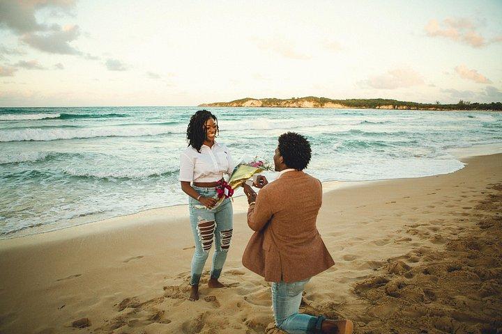 Private Photo Session Marriage Proposal in Macao Beach