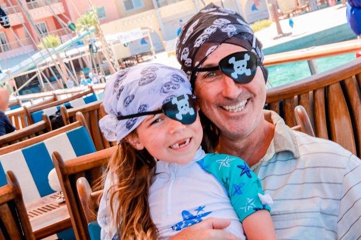 シーフードランチ付きの海賊船でのシュノーケリング海の旅 - シャルム エル シェイク