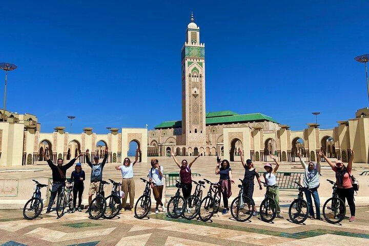 Tour guidato in bicicletta di 11 km nella vivace Casablanca