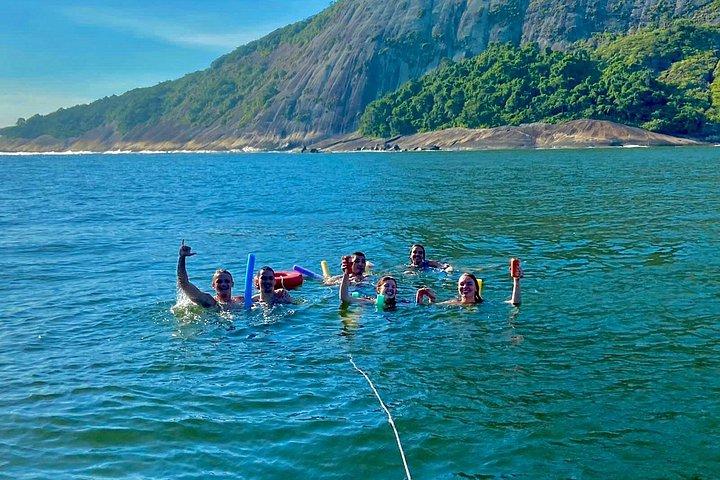 Rio de Janeiro: Shared Speedboat Tour with Beer Included!
