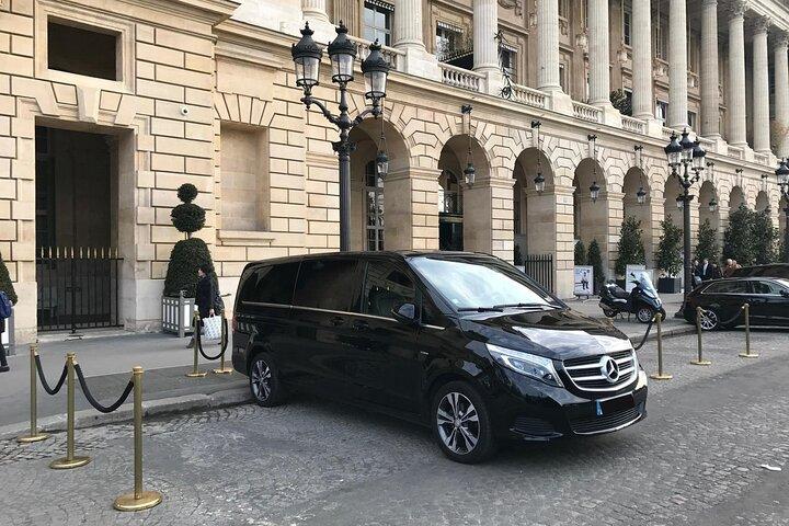 Private Transfer 1-way from Milan Malpensa Airport(MXP) to Milan City or Hotel