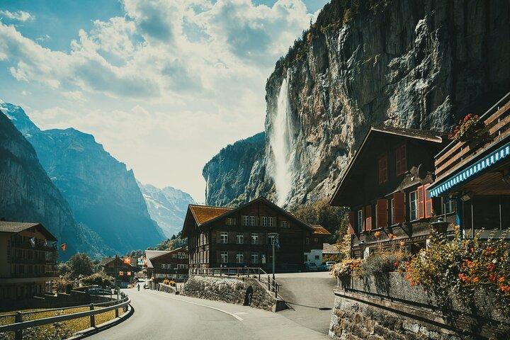 Dagtrip naar Swiss Villages: Interlaken Grindelwald & Lauterbrunnen