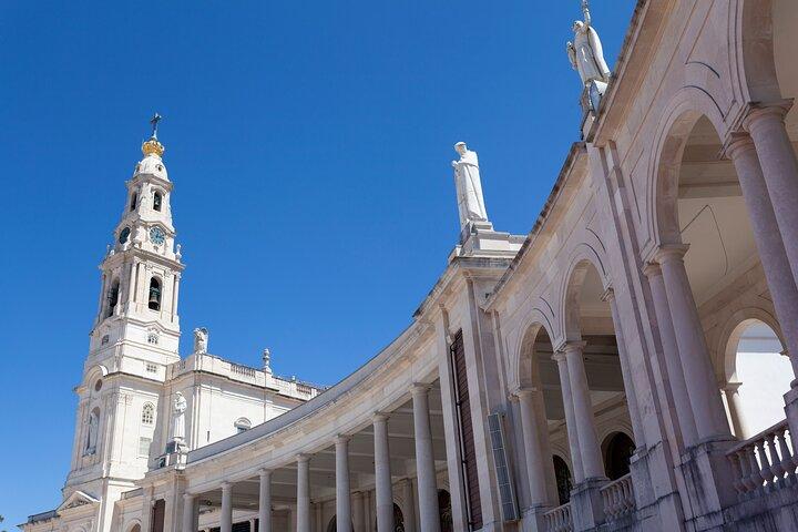 Fátima, Nazaré og Óbidos Lille gruppe heldagstur fra Lissabon
