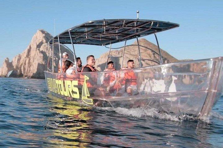 Clear Boat Tour to the Arch and Lovers Beach