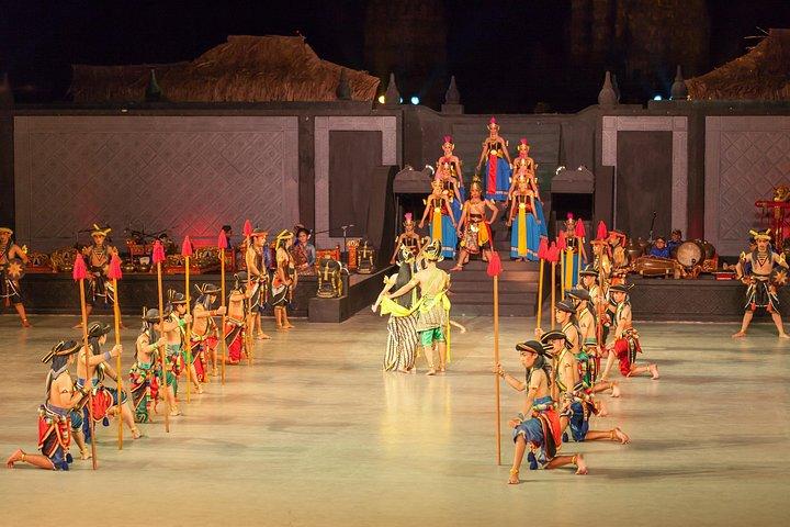 Prambanan Temple (Sunset) – Ramayana / Roro Jonggrang Ballet