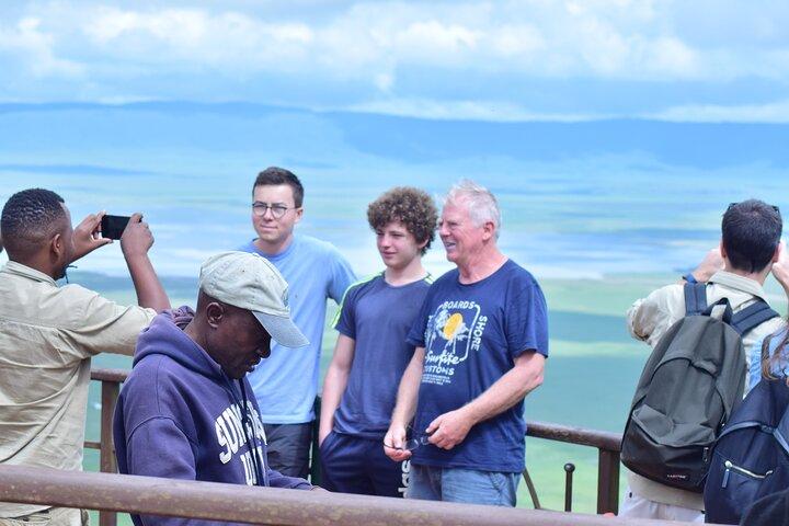 El mejor grupo de rango medio de 5 días en Tanzania que se une al safari