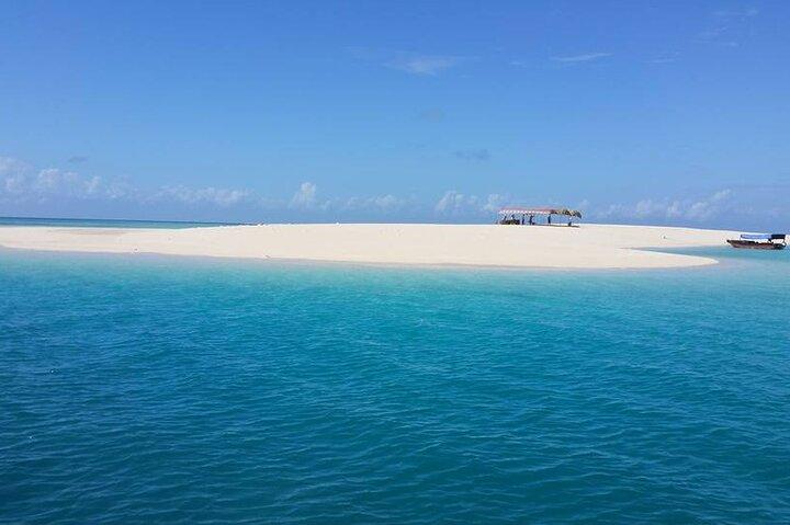 消えゆく島・ナクペンダ海の旅