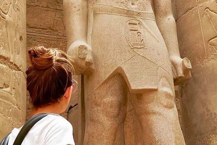 Cruzeiro de 4 dias / 3 noites no Nilo saindo de Aswan, incluindo excursão ao templo de Abu Simbel