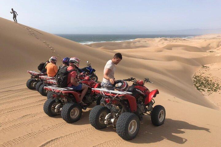 Aventura en quad de Agadir en Desert & Beach con pausa para el té