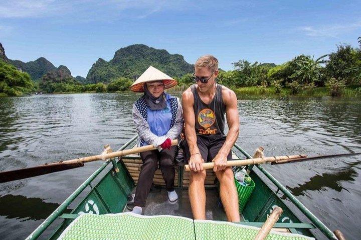 豪華なホア ルー - トラン アン - ムア洞窟 1 日、ハノイ/ニンビンからの往復旅行