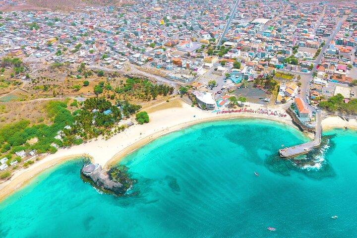 Tour Isla de Santiago : Encuentro con una familia local & Playa de Tarrafal