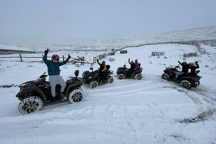 カルパティア山脈での 1 日 ATV ツアー
