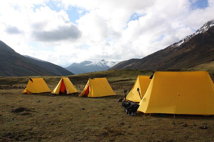 文化観光を伴う9日間のDruk-path Trek