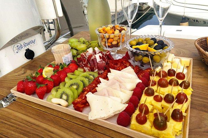 イビサ島でのセーリングデー、最大7名様まで