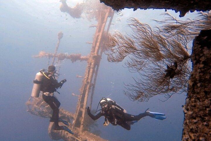 Atividade de mergulho privado em Aqaba com embarque