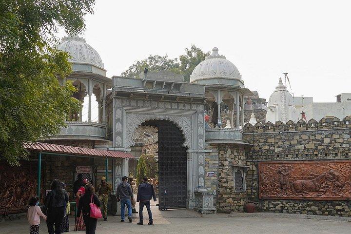 ウダイプールからNathdwara、Eklingi、Haldighatiへのプライベートデイツアー