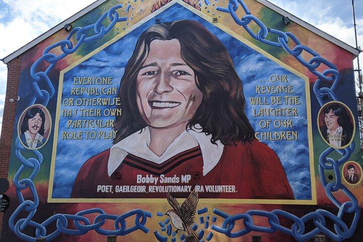 Belfast Troubles Mural de Arte de Rua e Peace Wall Walking Tour