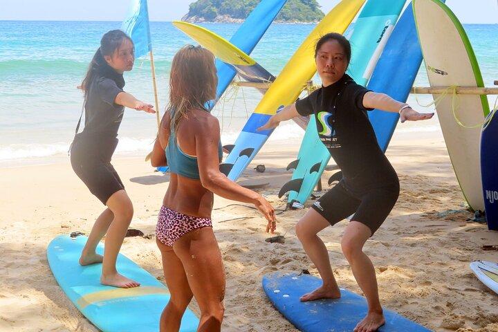 Privé surfles: 1 uur golfen op Kata Beach