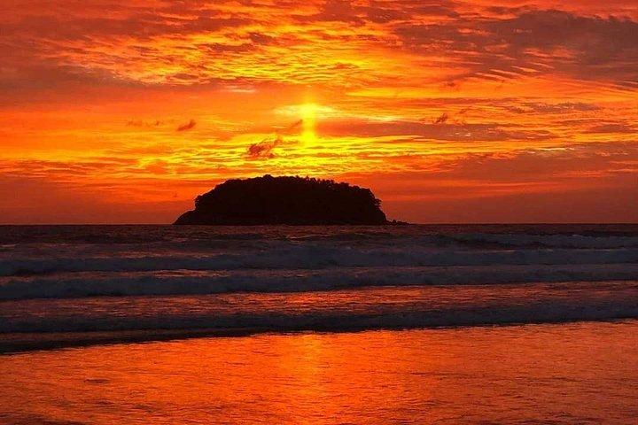 Private Surf Lesson: 1-Hour Wave-Riding on Kata Beach