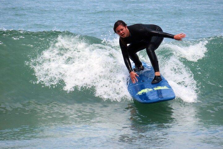 Privé surfles: 1 uur golfen op Kata Beach