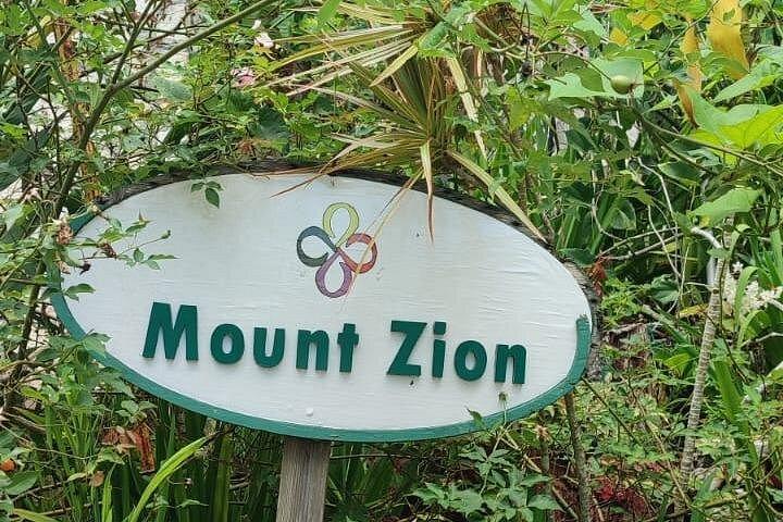 Bob Marley 9 Miles, Dunn's River from Montego Bay.