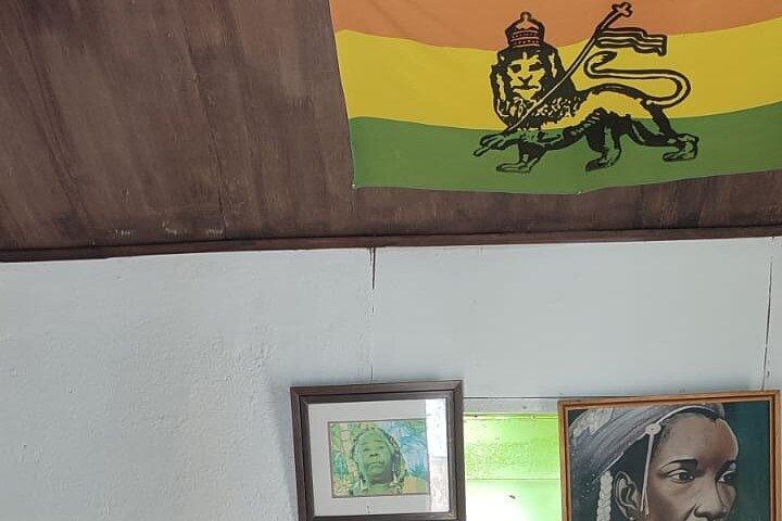 Bob Marley 9 Miles, Dunn's River from Montego Bay.