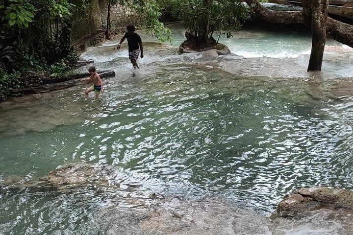 Bob Marley 9 Miles, Dunn's River from Montego Bay.