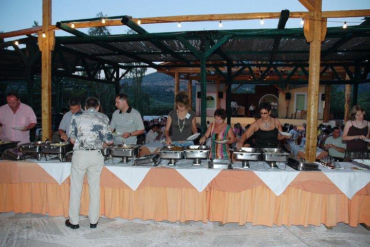 Da Heraklion e Malia: serata folcloristica cretese con buffet