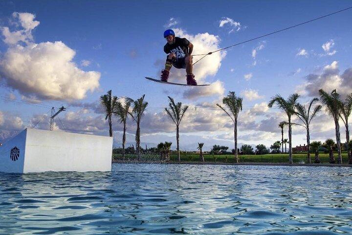 Kabelwakeboardupplevelse i Marrakech