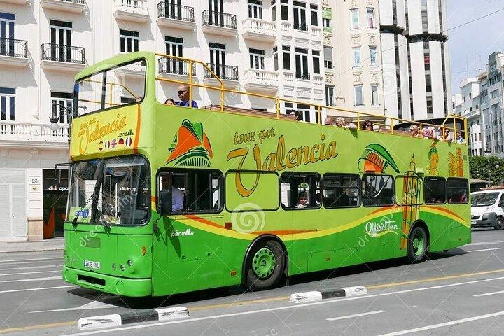 Visite des jardins en Segway et billet d'autobus touristique
