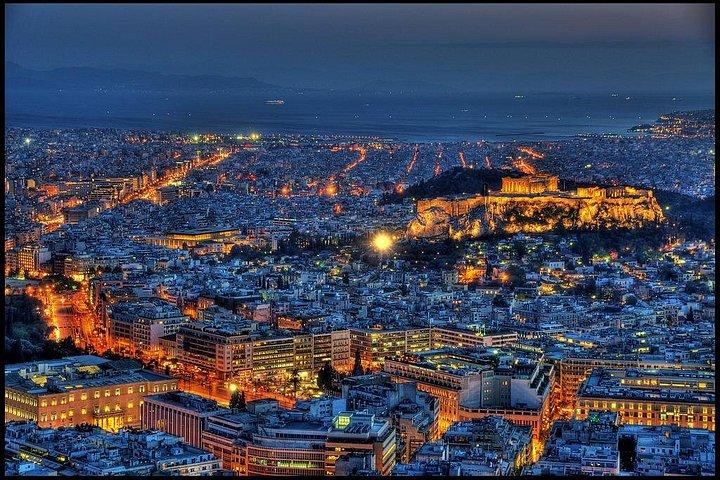 Athen Om natten Kørselstur og middagstid ved havet