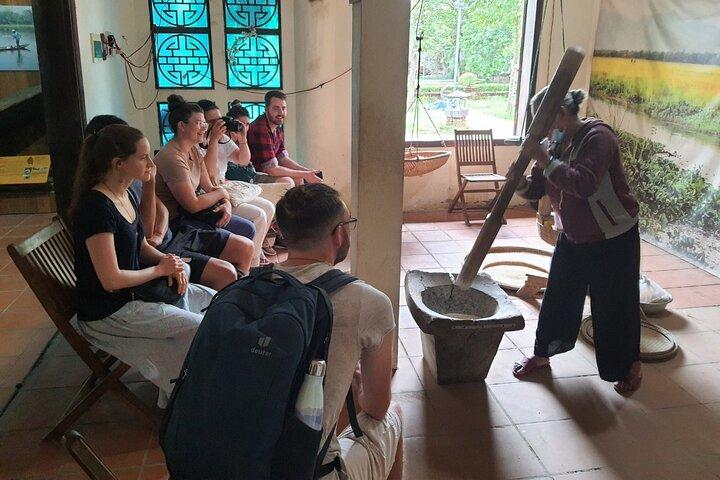 Hue Tour in moto di mezza giornata - Autentica campagna del Vietnam, storia, cultura