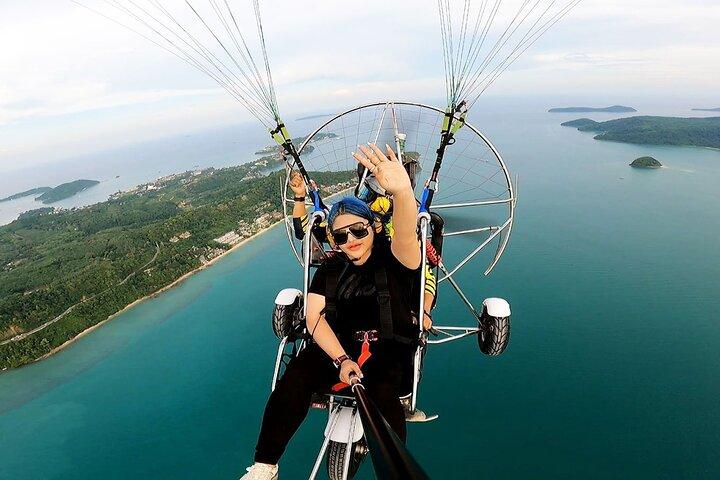 Experiência privada de paramotor em Phuket