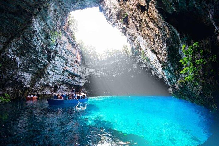 Halve dag Melissani-meer en Drogarati-grottour met Myrtos Swim