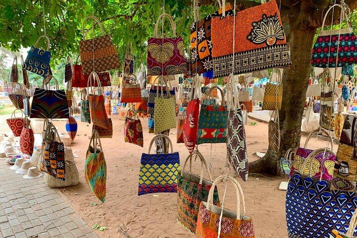Passeio Artístico a Pé em Maputo