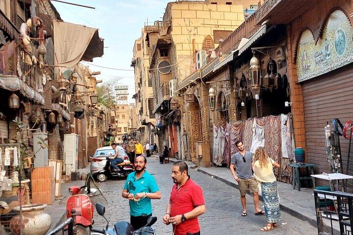 Visite privée de 4 heures de la plus ancienne mosquée islamique du Caire avec déjeuner