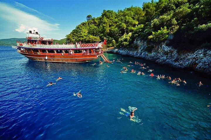 Kusadasi Boat Trips With Lunch and Soft Drinks