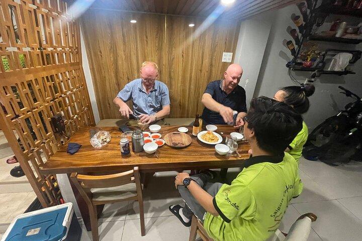 Saigon Night Craft Beer et Street Food en scooter et moto