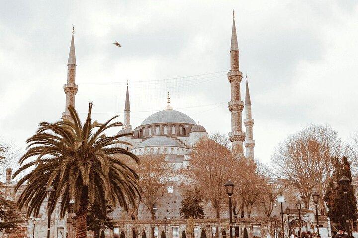Istanbul Private Old Town and Shopping Tour in Grand Bazaar