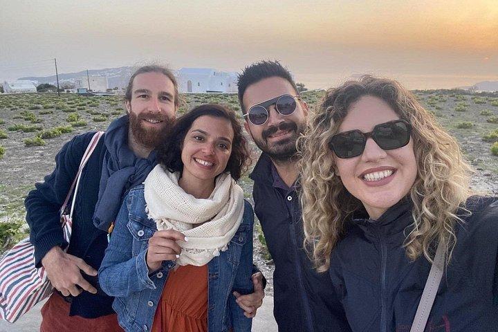 ベスト・オブ・サントリーニ観光ガイドツアー5時間
