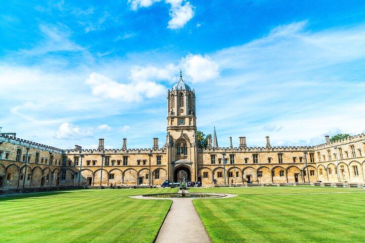 Oxford Highlights Tour privato di mezza giornata da Londra in auto