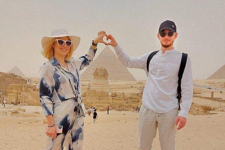 4-Hours Private Trip Giza pyramids and Sphinx